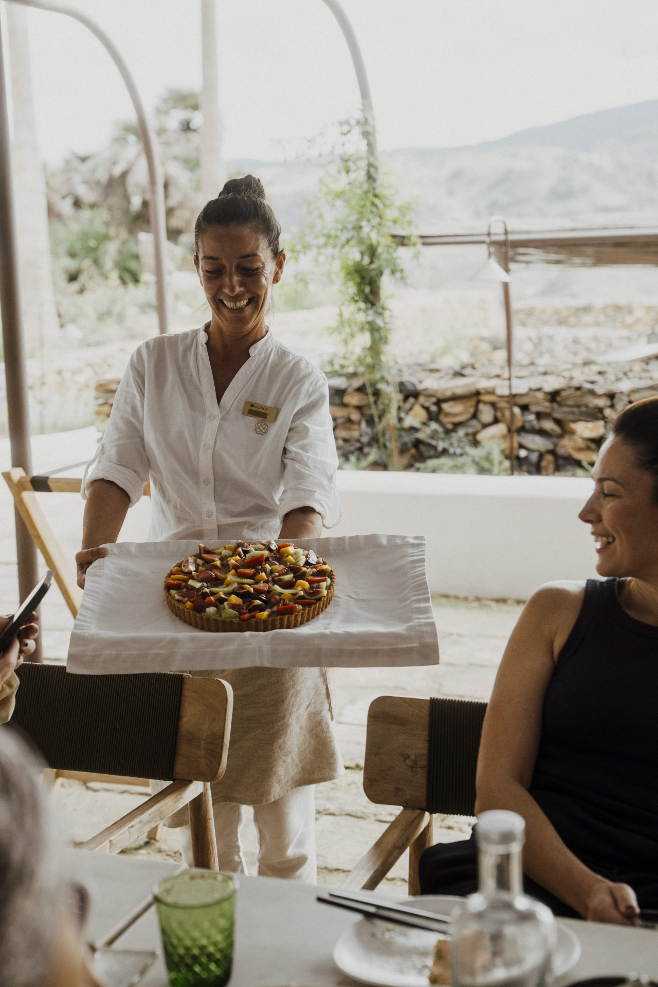 A seasonal tart brought to the table at a Kaer retreat